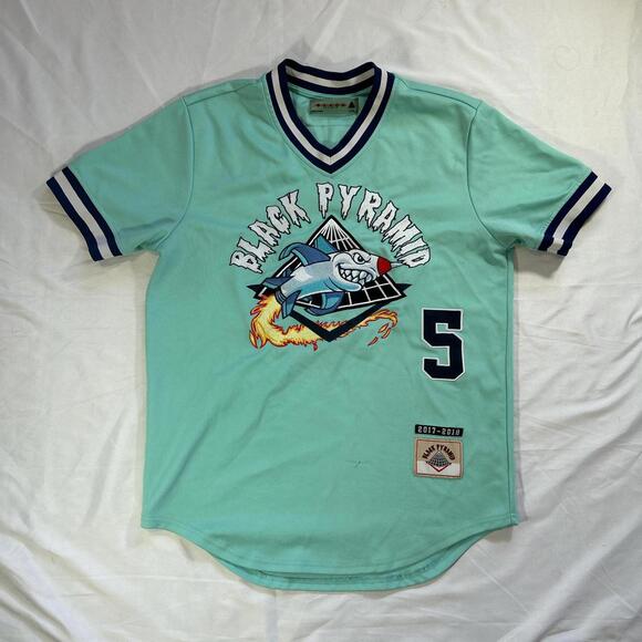 Black Pyramid teal Shark jersey. - Picture 1 of 6